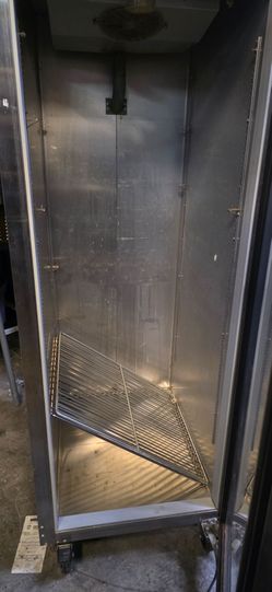 MANITOWOC GLASS DOOR COOLER