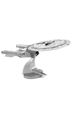 Fascinations Metal Earth Star Trek USS Enterprise NCC-1701D 3D Metal Model Kit
