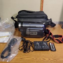 JVC GR-AXM910U Compact VHS Camcorder kit, Tested! Watch Video Demo.