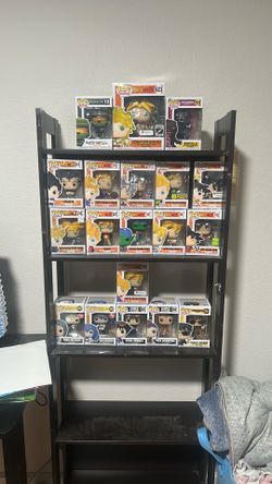 Lots of funko pops