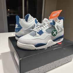 Jordan 4 Retro