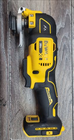 DEWALT 20V XR Brushless Oscillating Multi-Tool