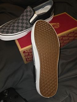 10.5 men nike or vans shoes