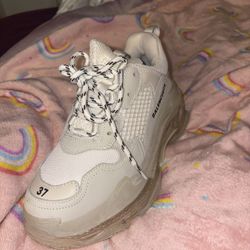 Balenciaga Triple S Size 37(US Size 7)