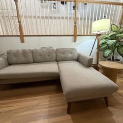 ✨ Mid-Century Modern Sectional Sofa – $200 (OBO)
