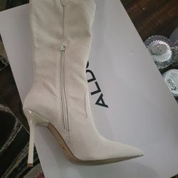 New Aldo Womans Boots New Size 7