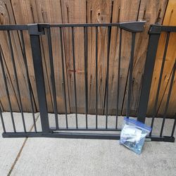 Baby/doggie Gate