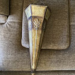 Metal Wall Art (vase)