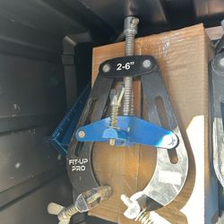 Pipefitter Pipe Clamp 