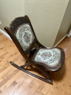 Folding Antique Rocking Chair