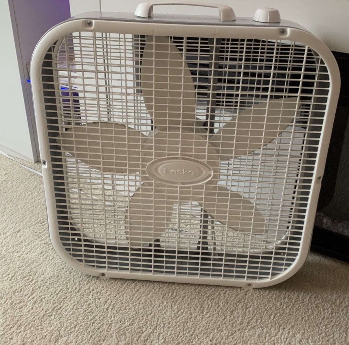20 in. 3 Speeds Box Fan