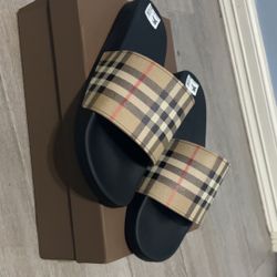 Burberry Slides Size 10 Men