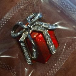 Vintage Rhinestone and Red Enamel Christmas Present Brooch