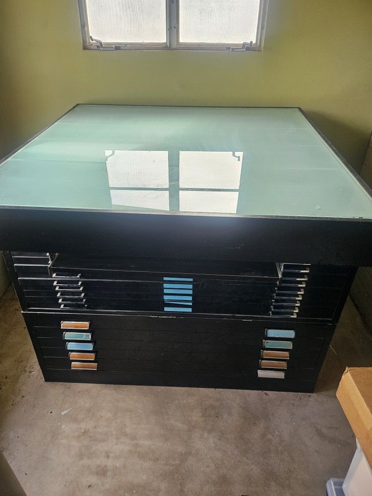 Light Table for Drawing, Tracing, Art, Photography