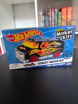 Hot Wheels Motor Maker Kitz Super Van Black Single Street Racer