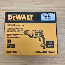 Dewalt 3/8” Keyless Chuck Drill Kit W/Carrying Bag
