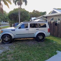 2008 Dodge Nitro 4x4. V6