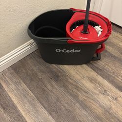 Used Like New O Cedar Spin Mop&Bucket