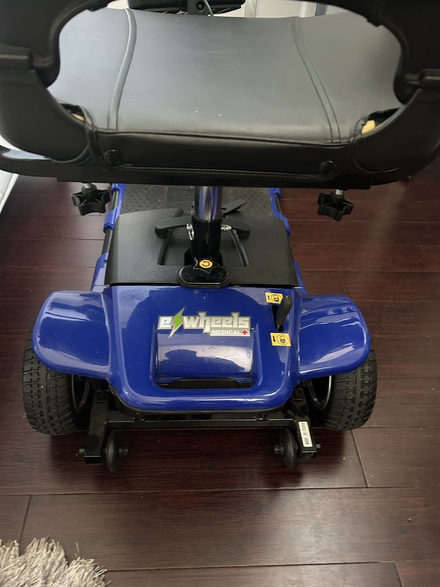 Adult scooter