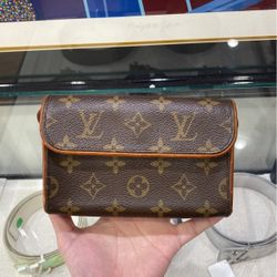 Vintage Louis Vuitton Monogram Pochette Florentine Hip Bag