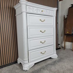 The Avondale Chest