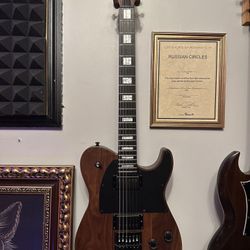 Jericho Walnut Evertune 6 String Guitar