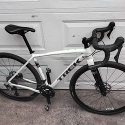 2023 Trek Checkpoint ALR Disc Endurance Gravel Road Bike 