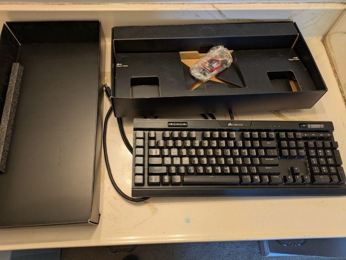 Corsair K95 Platinum Keyboard Full