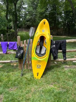Pyrahna  S8 235 Kayak