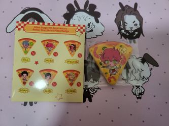 Mizi Pizza Badge 4th anniversary Alien stage