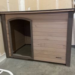 Tough Doggy House 