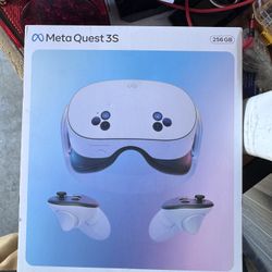 Meta Quest 3S 256GB; Brand New, Sealed