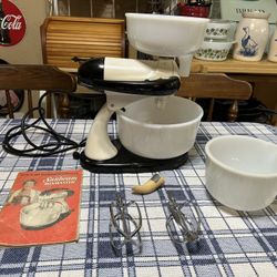 Vintage Sunbeam Mixmaster Stand Mixer And Juicer