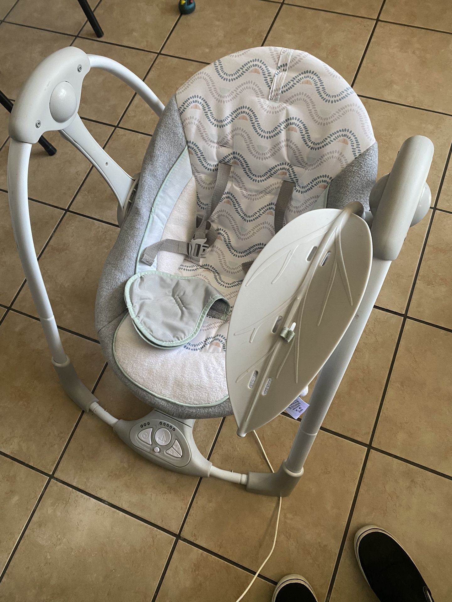 Ingenuity Compact Portable Baby Swing