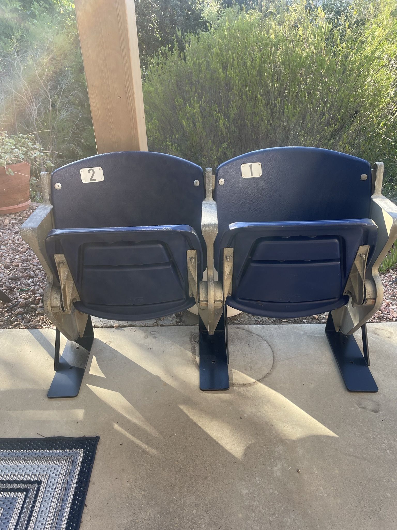 Qualcomm Stadium Seat Set With Freestand Bracket