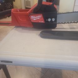 Milwaukee M18 Fuel 16" Chainsaw Tool Only!!!