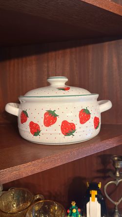 Vintage strawberry pot
