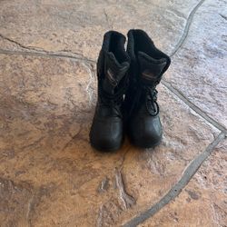 Snow Boots Size 2