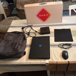 OMEN 17.3 Gaming Laptop BUNDLE ( Can Negotiate )