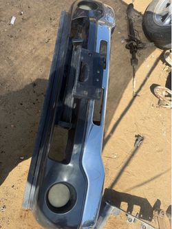 2005 GMC sierra front bumper $450