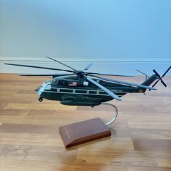 CH-53E Sikorsky Presidential 1/48 helicopter model