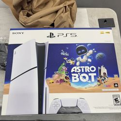 PS5 Slim 4 Games Included 