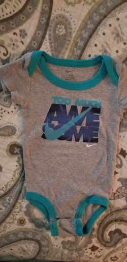Nike baby boy onesie 🦝🐳 size 0-6 months $3