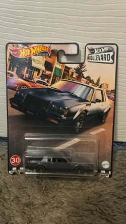 87. Buck regal Jeanettes hot wheels MATTEL