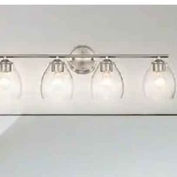 Elegant Vanity LED Light Bar In Brushed Nickel