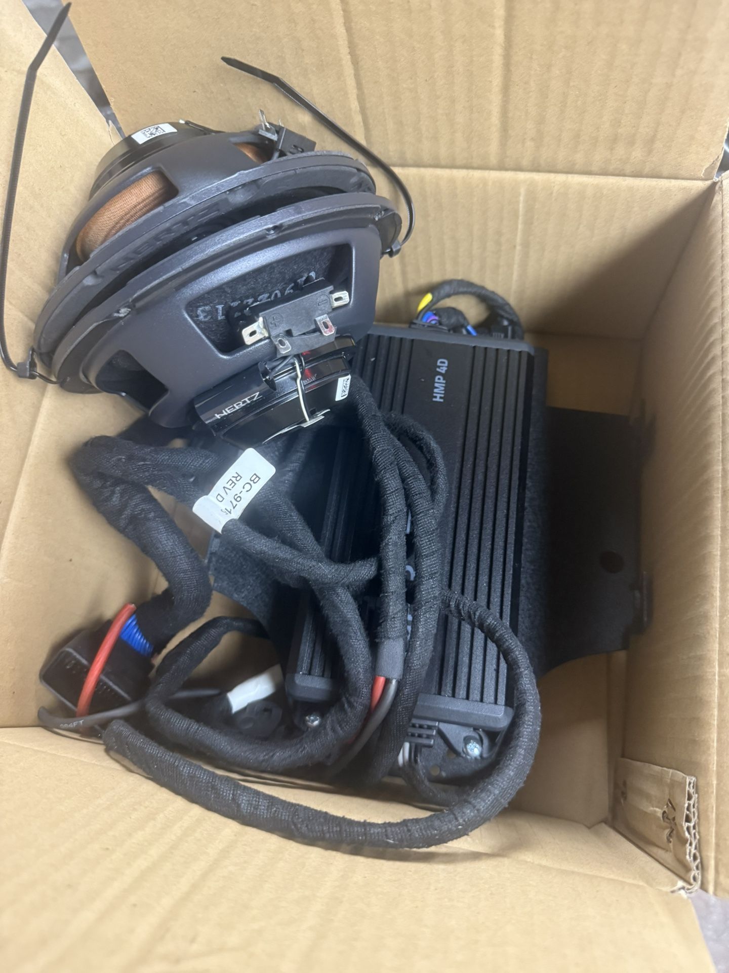 Hertz Stage 2 SX165NEO Motorcycle Speakers With Plug & Play Amplifier For 2014-2022 Harley Davidson® Factory Radio