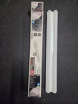UTILITECH PRO LED 24 INCH STRIP LIGHT # 0595682 NEW