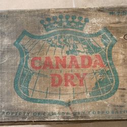 Vintage Canada Dry Bottles wooden box Phoenix 1966 man cave decor display tools