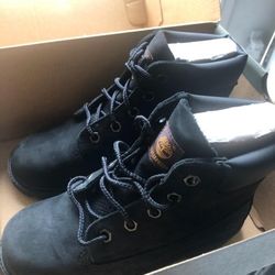 *NEW* Kids Black Timberland Boots