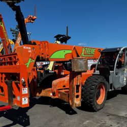 XTREME XR1255 Reach Forklift For Sale**